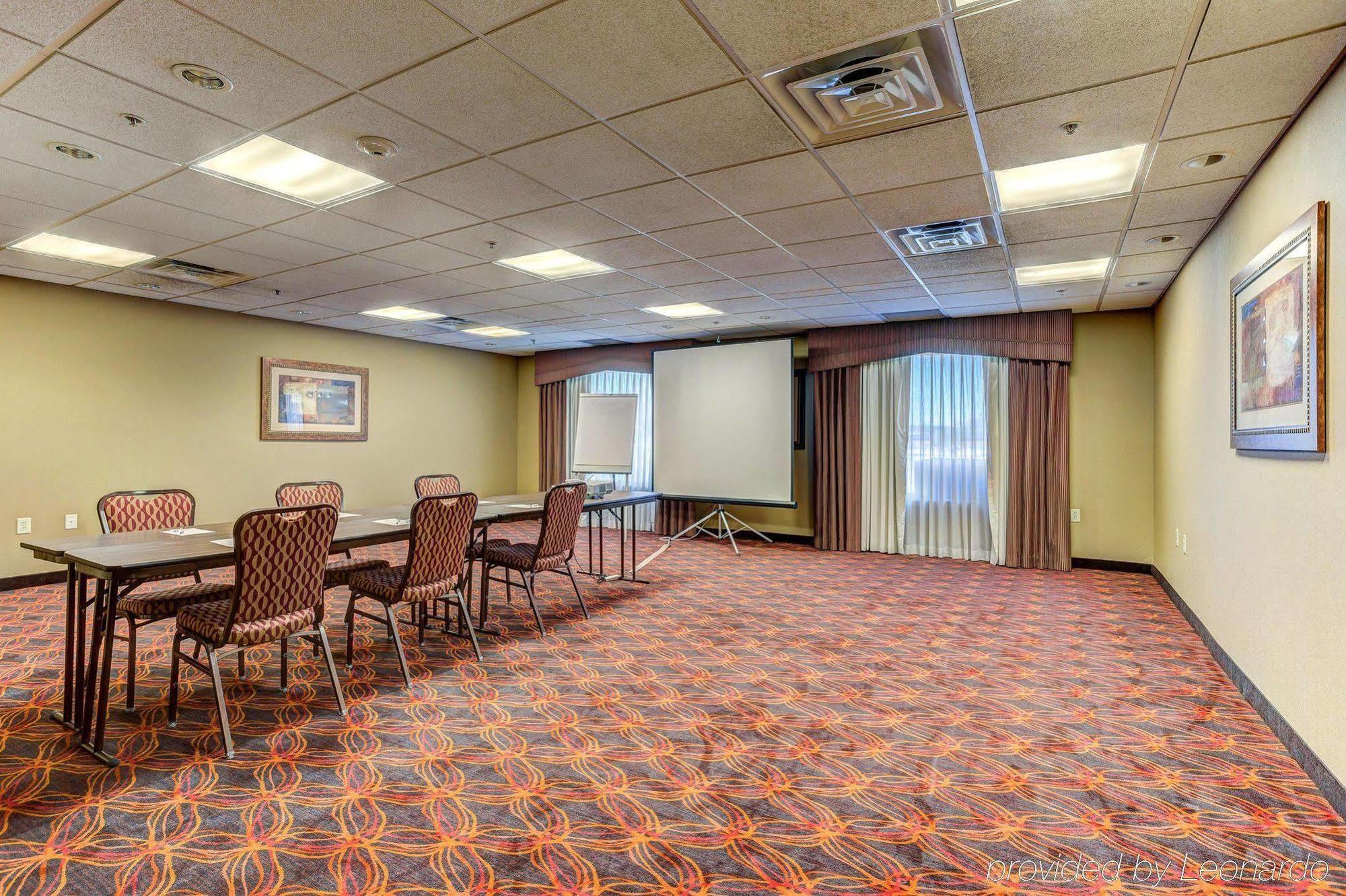 Hampton Inn & Suites Райфл Экстерьер фото